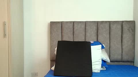 Snapshot of bunny_swtt chatting on 11/29/25, 06:05 Carolina online show from 11/29/25, 06:05