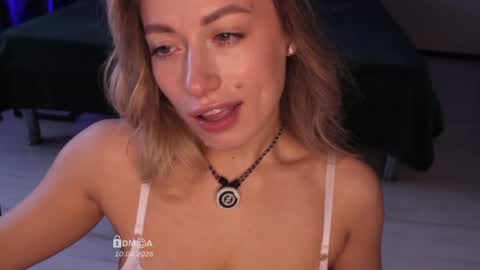 B U N N Y online show from 04/10/26, 03:01