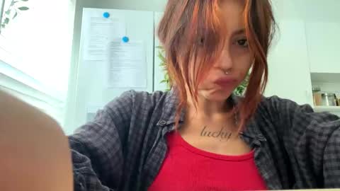 Bunnyaliengirl online show from 11/19/25, 09:26