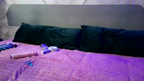 Snapshot of bunnybliss2 chatting on 06/28/26, 10:05 bunnybliss2 online show from 06/28/26, 10:05