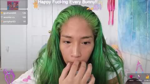 Snapshot of bunnycheekz chatting on 01/08/25, 05:26 Tokki bunny online show from 01/08/25, 05:26