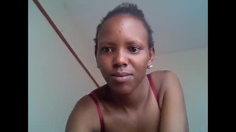 bunnydiva_ online show from 10/05/25, 06:45