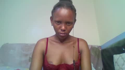 bunnydiva_ online show from 10/23/25, 08:35