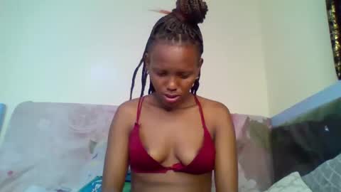 bunnydiva_ online show from 11/24/25, 04:56