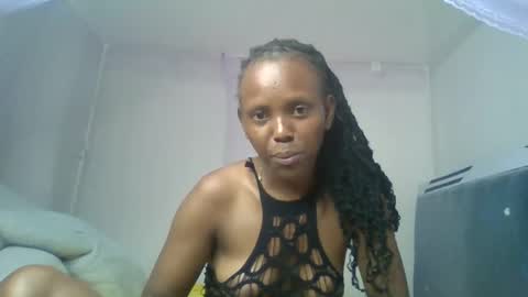 bunnydiva_ online show from 04/22/26, 01:23