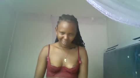 bunnydiva_ online show from 04/23/26, 12:51