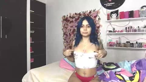 bunnylove_07 online show from 02/05/26, 01:43