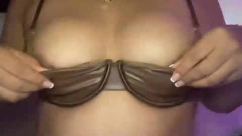 bunnymami333 online show from 01/08/26, 03:42