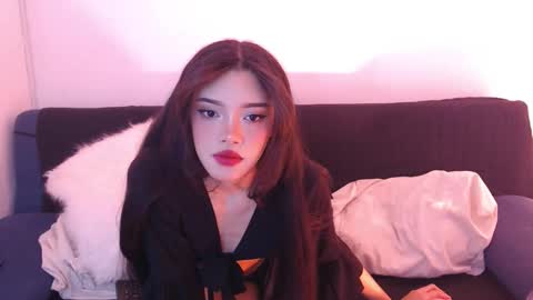 Snapshot of bunnypink2 chatting on 02/26/25, 04:03 Emma online show from 02/26/25, 04:03