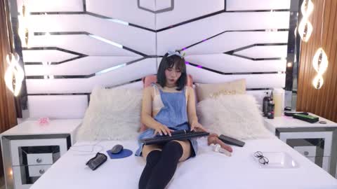 Snapshot of bunnysexyy chatting on 12/16/25, 07:52 Bunny online show from 12/16/25, 07:52