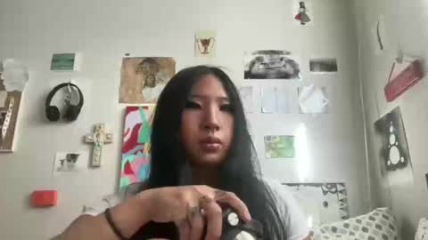 lulu online show from 02/21/25, 03:54