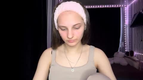 Bella online show from 05/04/26, 08:54