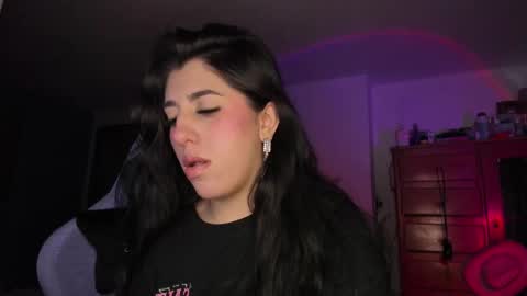 Snapshot of bunnyy09 chatting on 09/15/25, 04:40 Jess online show from 09/15/25, 04:40