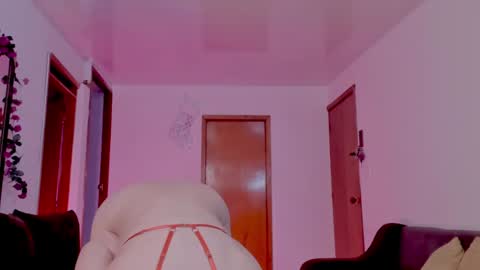 Im Val Welcome to my room My instagram Bubble cosmic online show from 12/02/24, 12:52