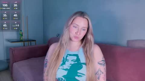 Lissa online show from 09/19/25, 07:36