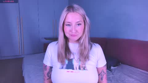 Lissa online show from 06/14/26, 08:11