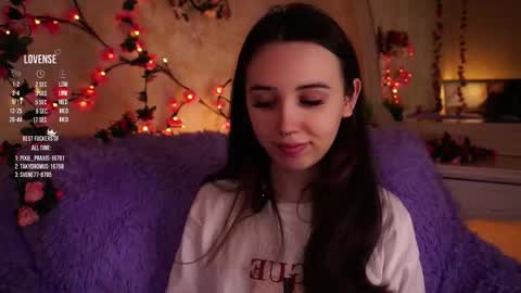 Jessica online show from 12/23/25, 01:58