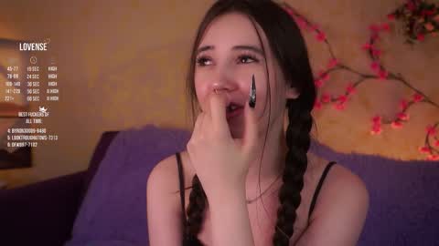 Jessica online show from 04/12/26, 07:57