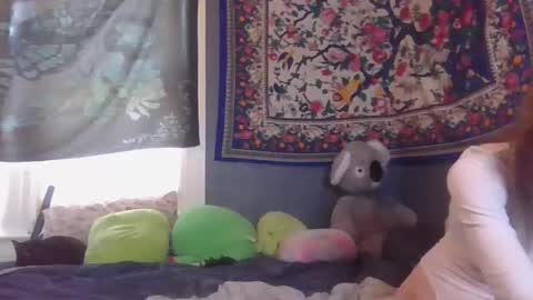 lilly online show from 01/08/25, 06:52