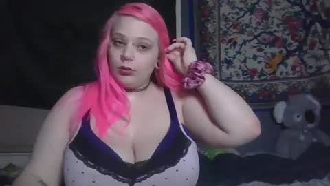 lilly online show from 02/09/25, 03:22