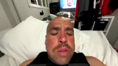 Snapshot of burrito38 chatting on 03/31/26, 06:14 burrito38 online show from 03/31/26, 06:14