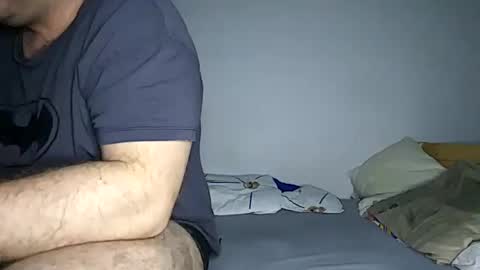 Snapshot of bury703709 chatting on 02/09/25, 01:14 Creazy dad online show from 02/09/25, 01:14