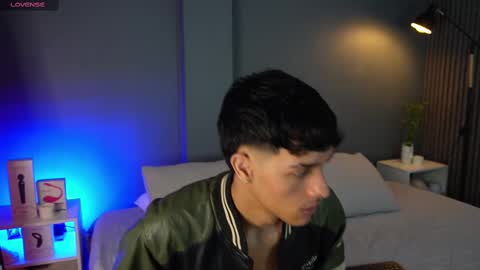 Snapshot of busterspinter chatting on 03/01/25, 11:28 Buster independent model online show from 03/01/25, 11:28