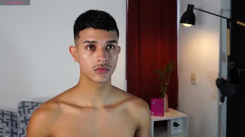 Buster independent model online show from 03/03/26, 10:37