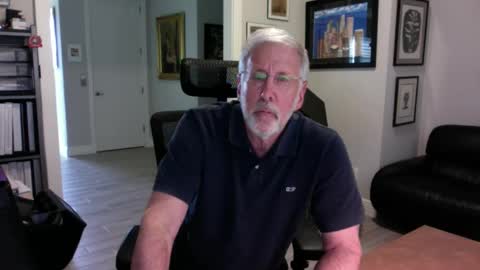 Snapshot of bustinout99 chatting on 03/04/25, 08:16 afternoon wood online show from 03/04/25, 08:16