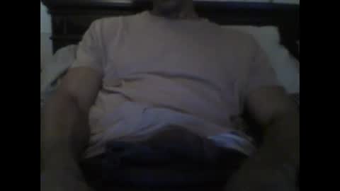 Snapshot of busturgutzgd11 chatting on 12/24/24, 02:32 Busturgutzgd1 online show from 12/24/24, 02:32