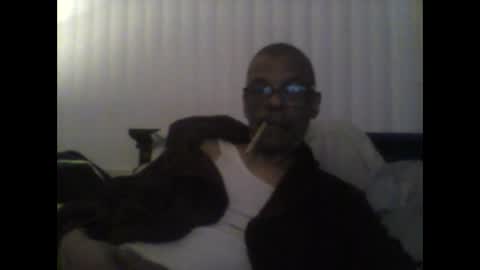 Snapshot of busturgutzgd11 chatting on 01/26/25, 04:30 Busturgutzgd1 online show from 01/26/25, 04:30