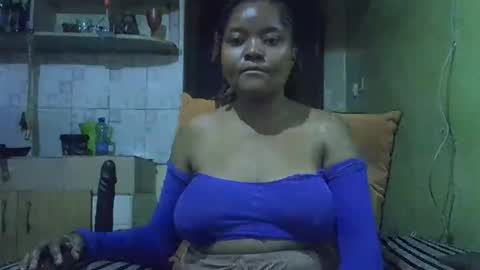 busty kenzi online show from 04/09/26, 07:41