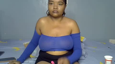busty kenzi online show from 06/13/26, 09:29