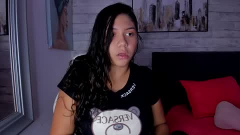 Melany online show from 02/04/25, 01:56