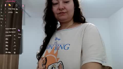 Emma online show from 11/23/25, 10:04