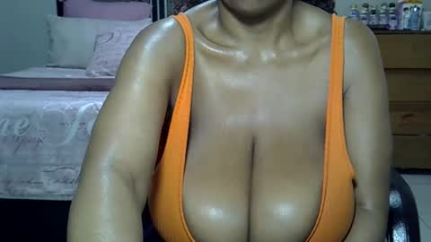 bustytessa37 online show from 04/02/26, 05:16