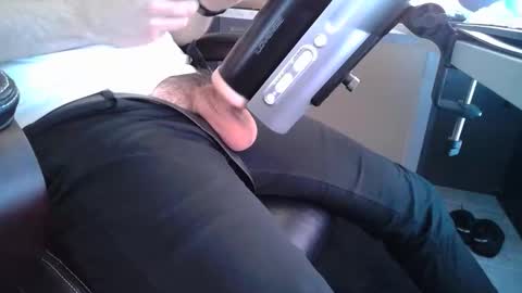 Snapshot of busyguybg chatting on 05/19/26, 08:15 busyguybg online show from 05/19/26, 08:15