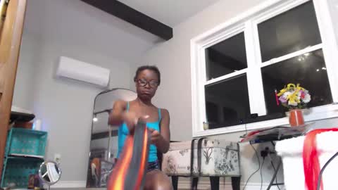 Snapshot of butt3rcup chatting on 10/31/25, 01:50 Goddess online show from 10/31/25, 01:50