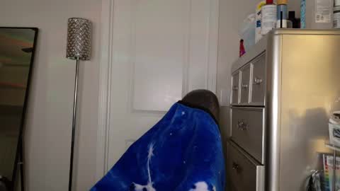 butterfly booty online show from 05/17/26, 08:12