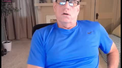 Miles online show from 10/04/25, 12:25