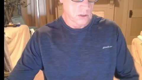 Snapshot of buttnakedfun954737 chatting on 07/23/26, 10:35 Miles online show from 07/23/26, 10:35