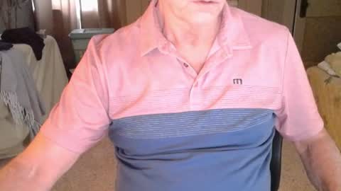 Snapshot of buttnakedfun954737 chatting on 07/28/26, 12:01 Miles online show from 07/28/26, 12:01