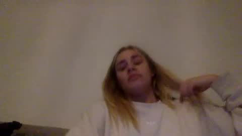 Khaleesiiiii online show from 12/14/25, 12:49