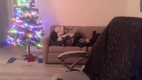  Astaroth  Angel  online show from 12/23/25, 03:37