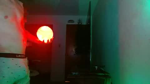 Snapshot of bwall1425 chatting on 02/08/25, 11:55 bwall1425 online show from 02/08/25, 11:55