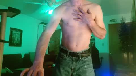 Snapshot of bwall1425 chatting on 02/11/25, 12:17 bwall1425 online show from 02/11/25, 12:17