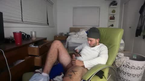 Snapshot of bwcloads chatting on 05/25/26, 08:53 bwcloads online show from 05/25/26, 08:53