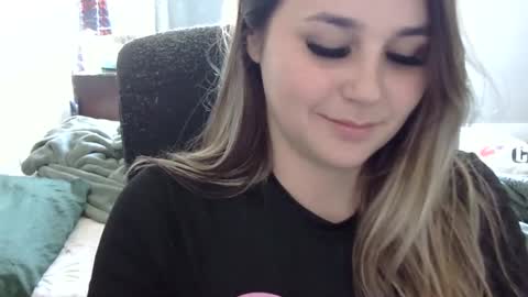 Snapshot of bxbydior chatting on 09/12/25, 06:08 bxbydior online show from 09/12/25, 06:08