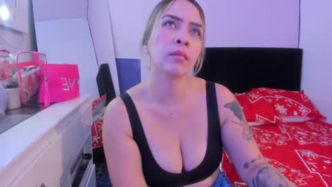 Snapshot of byanca_winklar chatting on 12/11/24, 06:09 online show from 12/11/24, 06:09