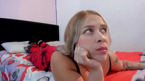 Snapshot of byanca_winklar chatting on 10/02/25, 06:59 online show from 10/02/25, 06:59
